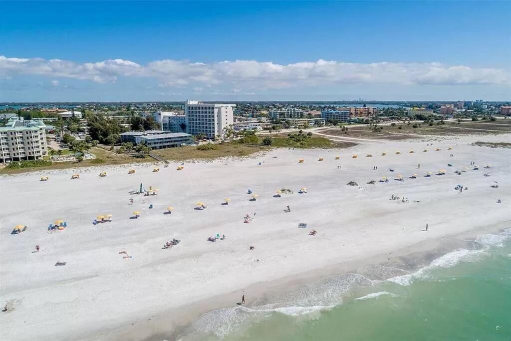 Treasure Island Beach Retreat セント・ピート・ビーチ エクステリア 写真