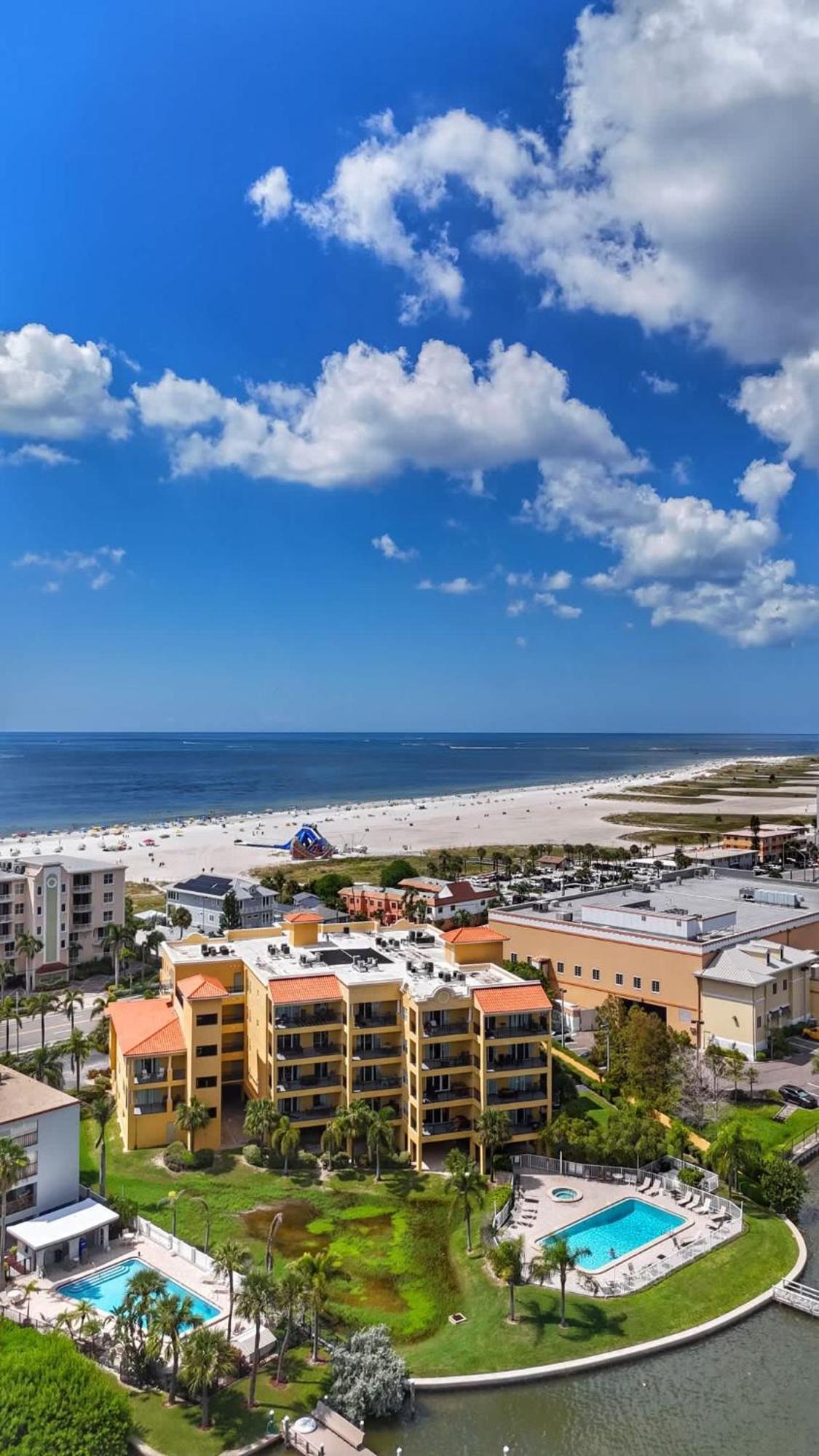 Treasure Island Beach Retreat セント・ピート・ビーチ エクステリア 写真